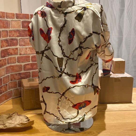 K. Jordan Butterfly/Chains Blouse, Winged Collar, Women’s Large - Picture 6 of 9